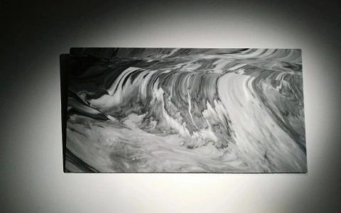 【名石品赏】“大浪淘沙”云石屏