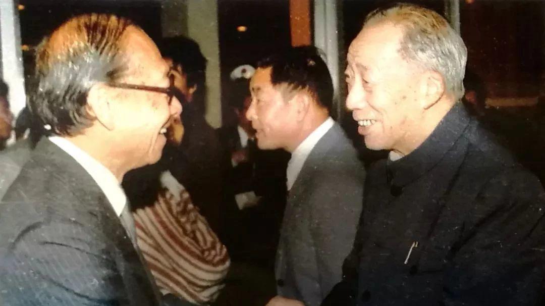 俞莹：其介如石忆梓翁