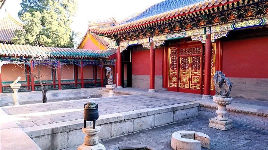 故宫按什么标准收藏赏石艺术品？