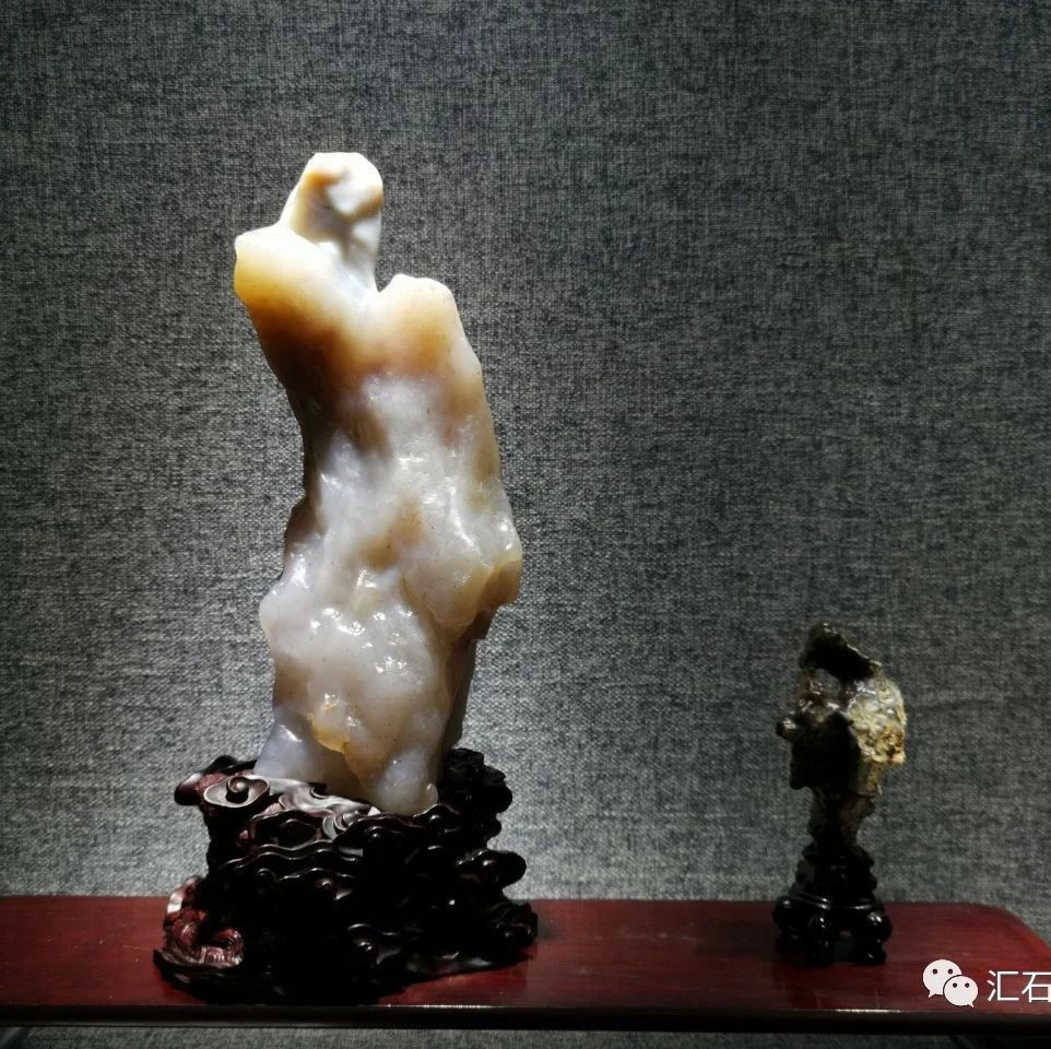 赏石得知己，人生知足矣！