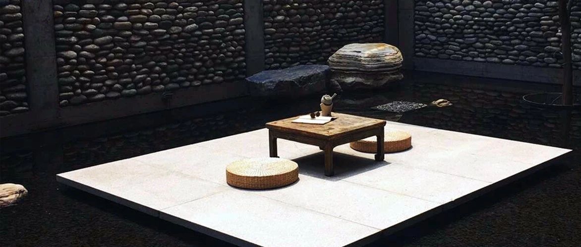 造一茶室，隐匿于世